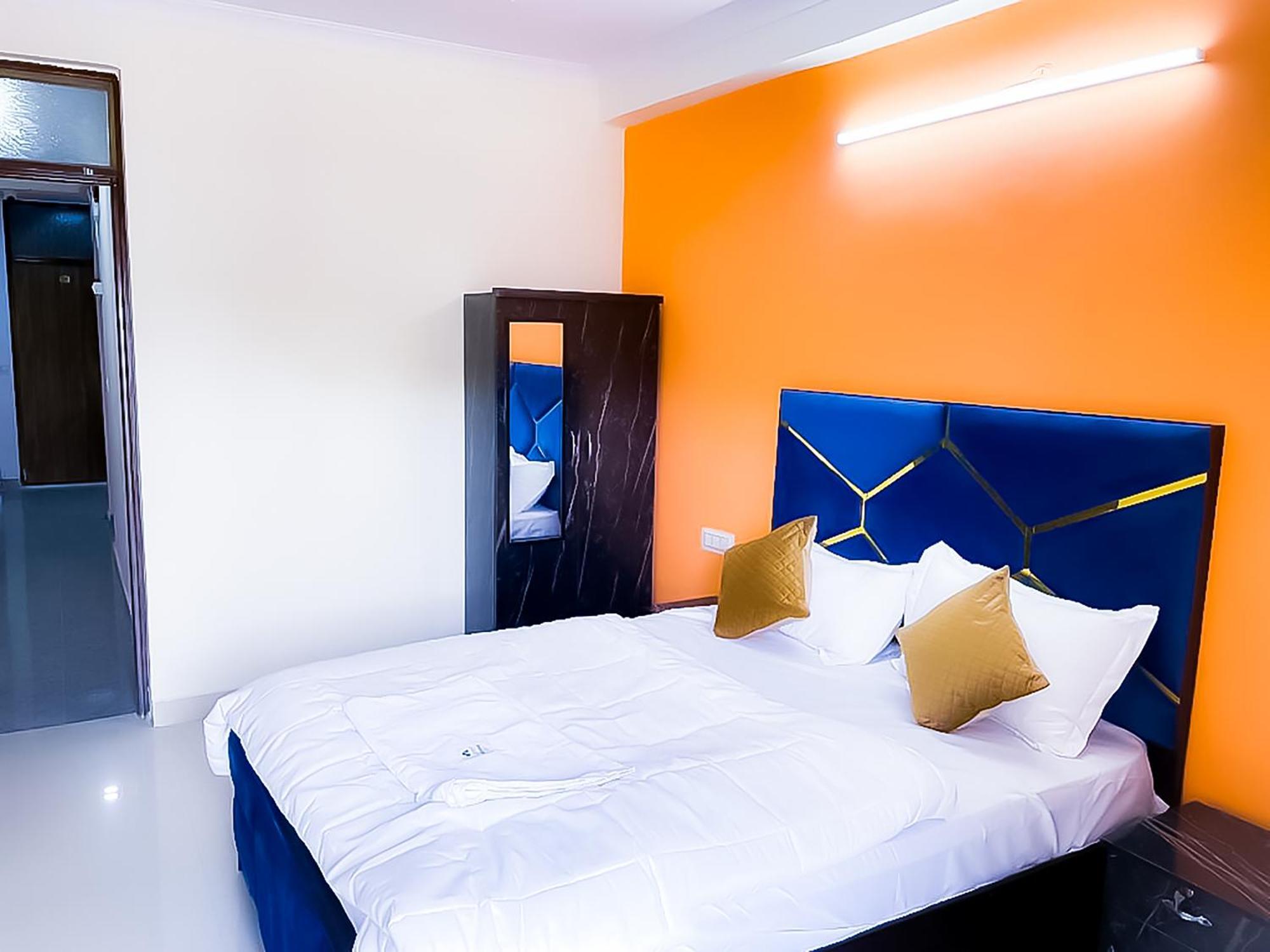 Roomshala 123 Happy Homes- Near Saket Metro Neu-Delhi Exterior foto