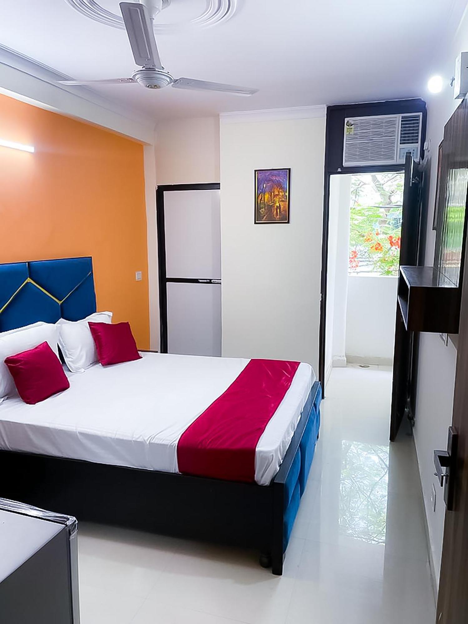 Roomshala 123 Happy Homes- Near Saket Metro Neu-Delhi Exterior foto
